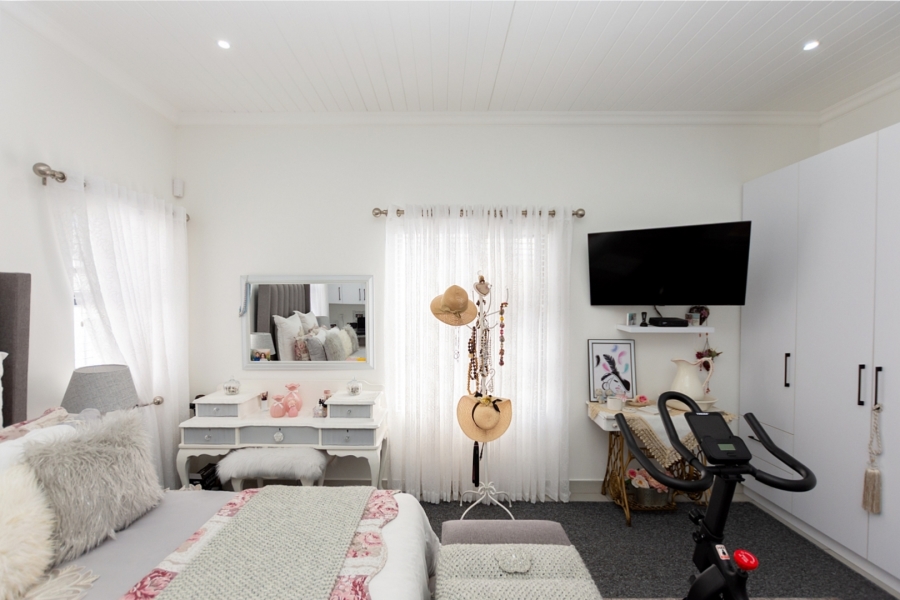 3 Bedroom Property for Sale in Velddrif Western Cape